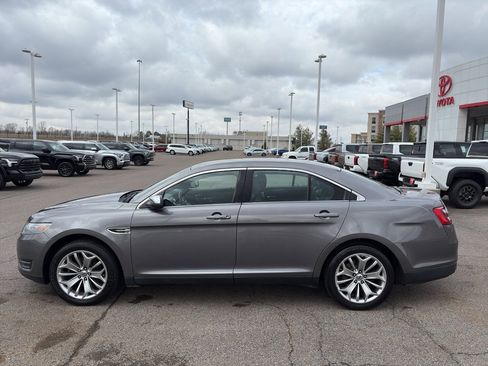 Used 2014 Ford Taurus Limited image 2