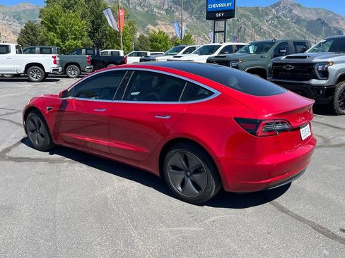 Used 2020 Tesla Model 3 Standard Range Plus RWD image 11