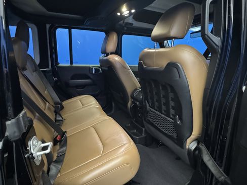 Used 2021 Jeep Wrangler Unlimited Rubicon image 21