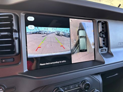 New 2025 Ford Bronco Badlands image 27