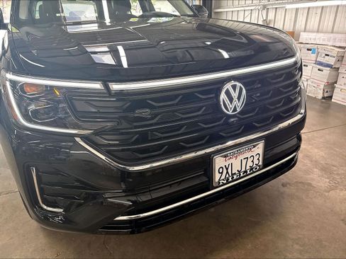 Used 2026 Volkswagen Atlas SEL Premium R-Line AWD/4WD image 36