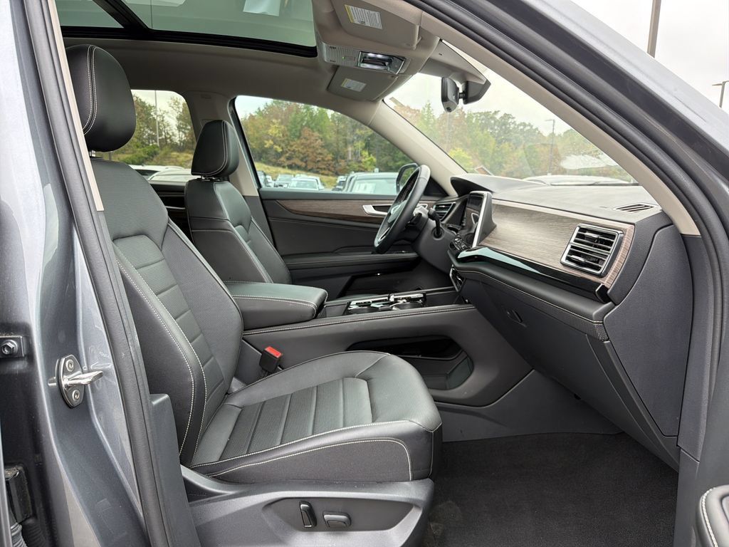 New 2025 Volkswagen Atlas SEL AWD/4WD image 19