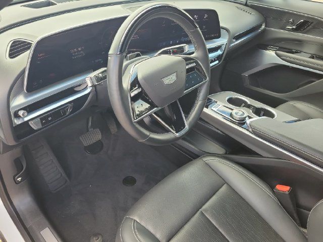 Certified 2024 Cadillac Lyriq Luxury w/ LPO, Floor Liner Package AWD/4WD image 7