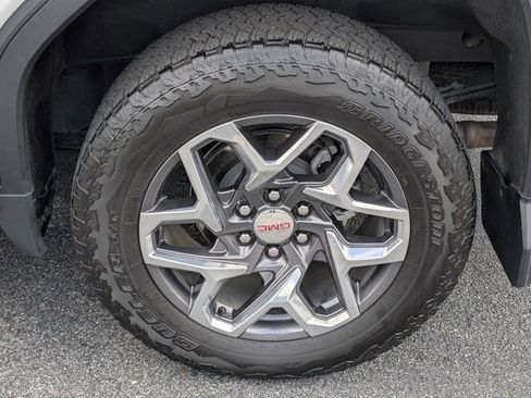 Used 2024 GMC Sierra 1500 SLT w/ SLT Convenience Package image 26