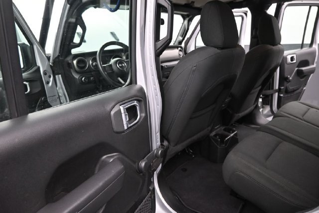 Used 2023 Jeep Wrangler Unlimited Sport AWD/4WD image 13