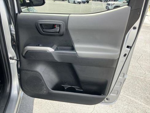 Certified 2022 Toyota Tacoma SR5 w/ Technology Package RWD image 28