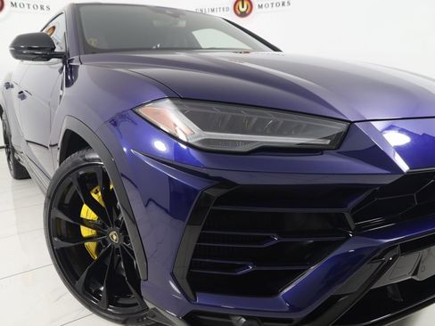 Used 2021 Lamborghini Urus image 26