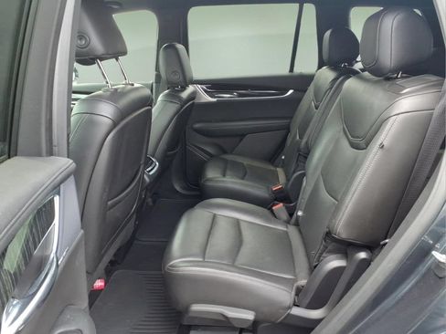 Used 2021 Cadillac XT6 Premium Luxury AWD/4WD image 5