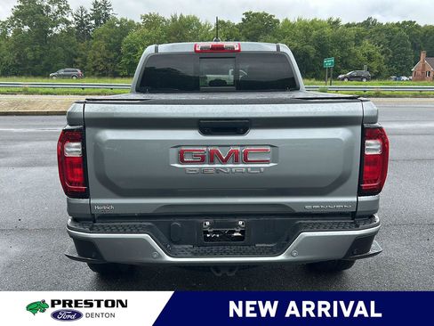 Used 2024 GMC Canyon Denali AWD/4WD image 5