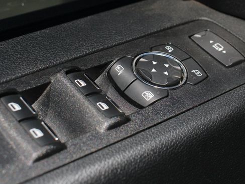 Used 2021 Ford F250 Lariat image 17