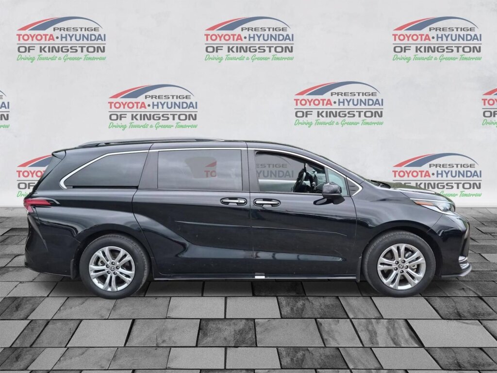 Certified 2023 Toyota Sienna XSE w/ XSE Plus Package AWD/4WD image 2