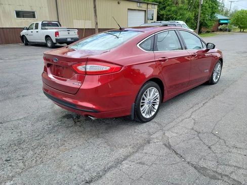 Used 2013 Ford Fusion SE FWD image 6