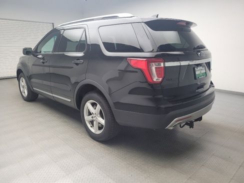 Used 2016 Ford Explorer XLT AWD/4WD image 5