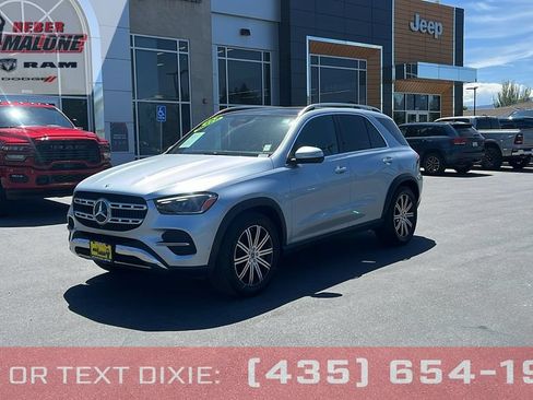 Used 2025 Mercedes-Benz GLE 450 4MATIC image 1