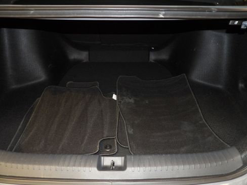 Used 2024 Honda Accord Sport image 19