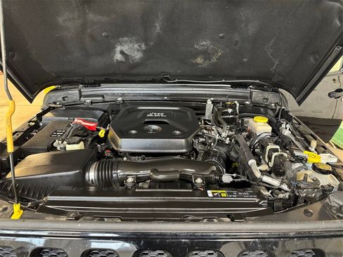 Used 2020 Jeep Wrangler Unlimited Sport S image 27
