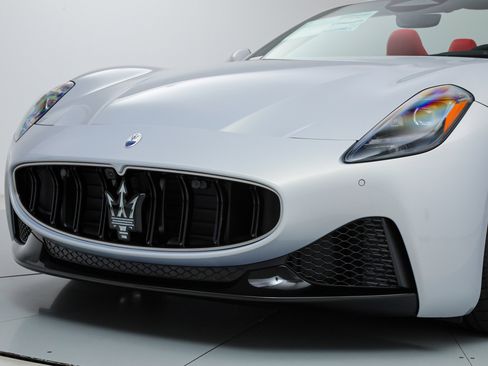 Used 2026 Maserati GranCabrio Modena AWD/4WD image 12
