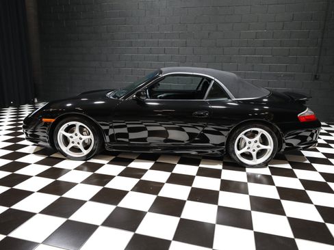 Used 2003 Porsche 911 Carrera 4 AWD/4WD image 7