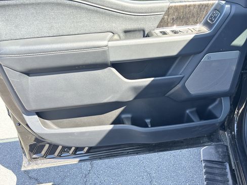 Used 2024 Ford F350 Lariat w/ Camper Package image 15