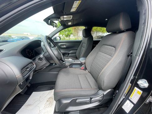 Used 2025 Honda HR-V Sport image 22