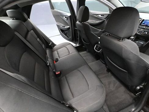 Used 2021 Chevrolet Malibu LT image 40