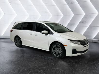Used 2025 Honda Odyssey Touring
