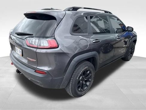 Used 2022 Jeep Cherokee Trailhawk w/ Premium Leather Package AWD/4WD image 5