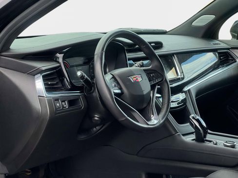 Used 2021 Cadillac XT6 Premium Luxury AWD/4WD image 12