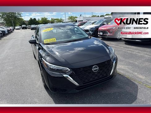 Used 2024 Nissan Sentra SV FWD image 14