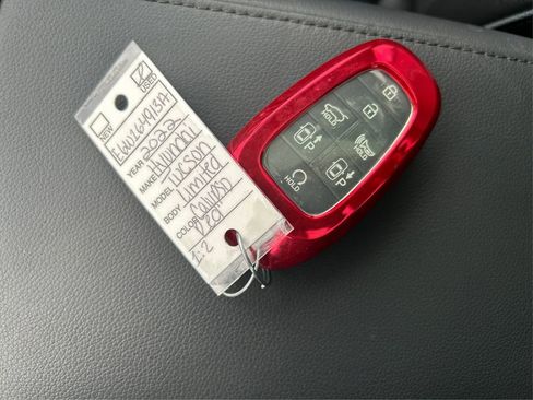 Used 2022 Hyundai Tucson Limited image 35