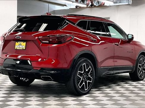 Used 2024 Chevrolet Blazer RS FWD image 13