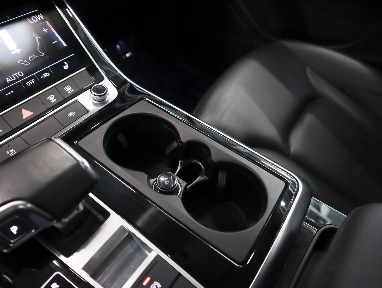 Used 2022 Audi Q7 3.0T Premium AWD/4WD image 23