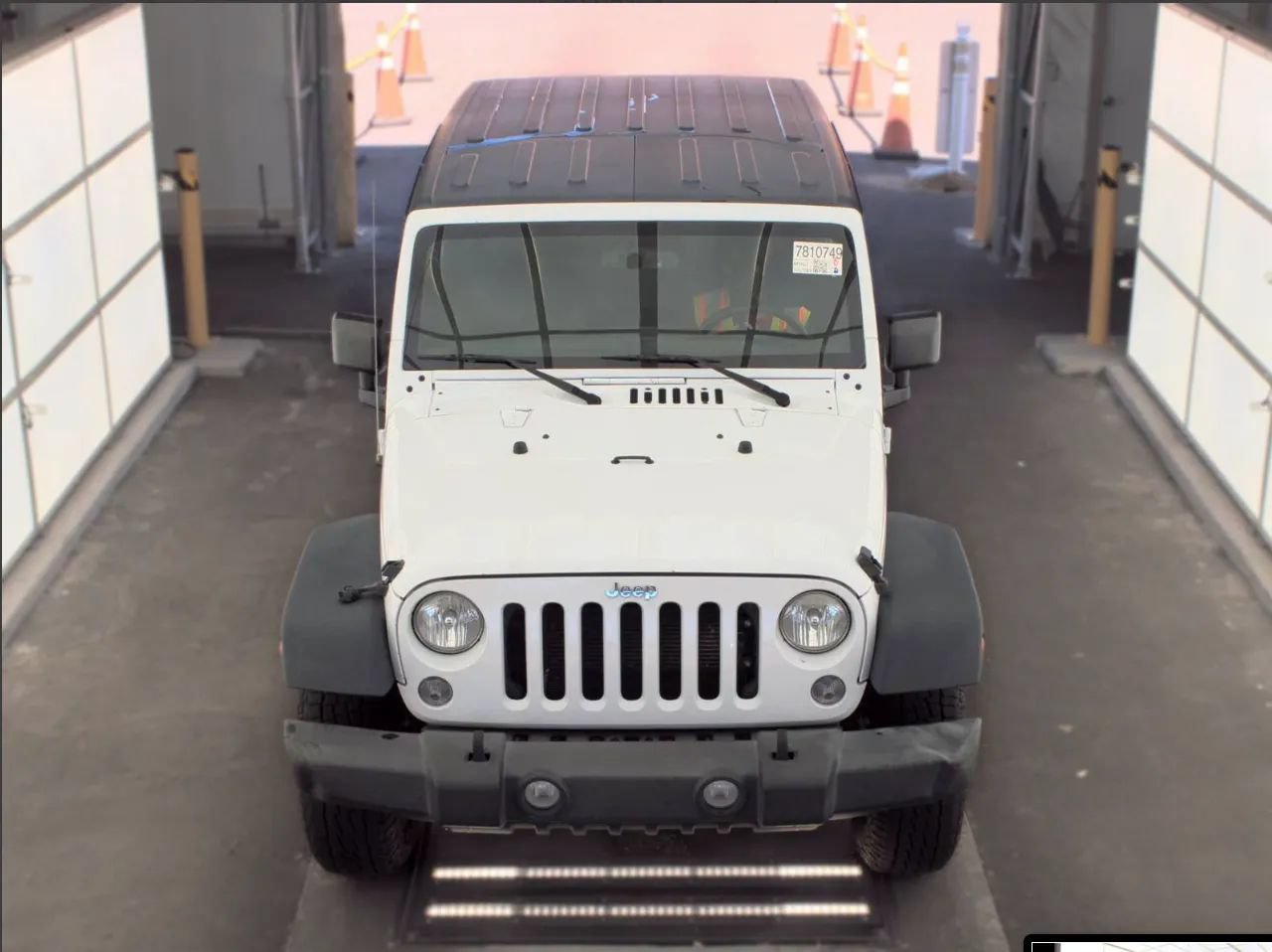 Used 2017 Jeep Wrangler Unlimited Sport w/ Quick Order Package 24S AWD/4WD image 3