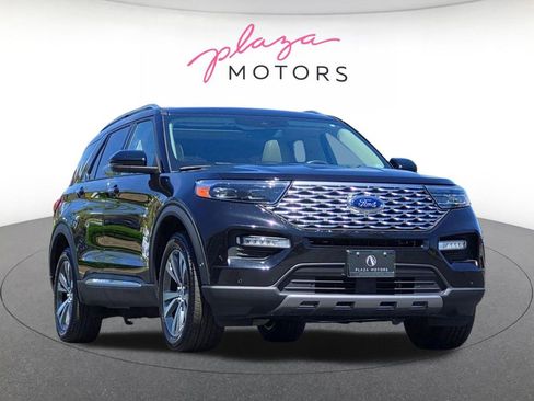 Used 2020 Ford Explorer Platinum w/ Premium Technology Package AWD/4WD image 3