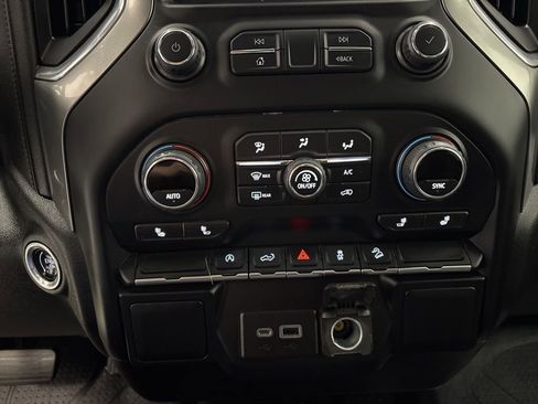 Used 2022 Chevrolet Silverado 1500 RST w/ Z71 Off-Road Package image 22