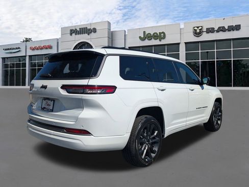 New 2026 Jeep Grand Cherokee L Limited image 3