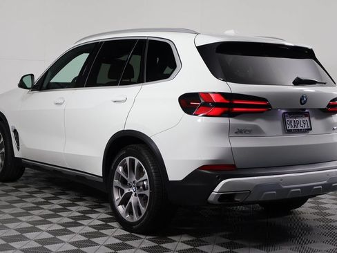 Certified 2024 BMW X5 sDrive40i w/ Premium Package RWD image 6