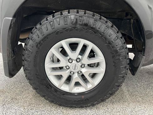 Used 2017 Nissan Frontier SV RWD image 14