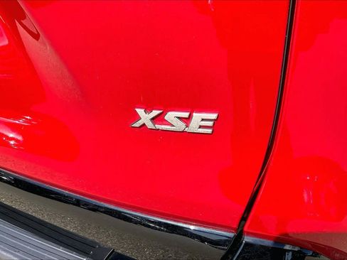 Used 2024 Toyota RAV4 XSE w/ Weather Package AWD/4WD image 31