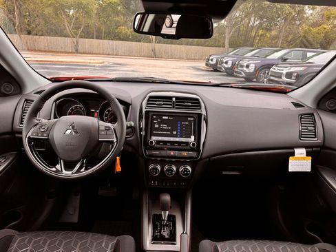 New 2026 Mitsubishi Outlander Sport LE AWD/4WD image 25