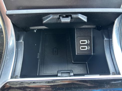 Certified 2020 Ford Edge Titanium AWD/4WD image 29