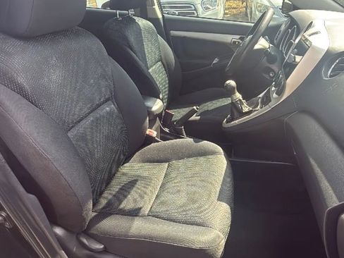 Used 2010 Toyota Matrix image 17