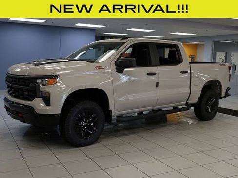 New 2026 Chevrolet Silverado 1500 Custom Trail Boss AWD/4WD image 1