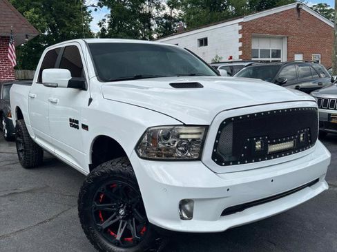 Used 2014 RAM 1500 Sport w/ Convenience Group AWD/4WD image 8