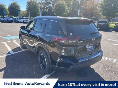 New 2026 Nissan Rogue SV w/ SV Premium Package image 5