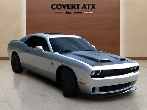 Used 2023 Dodge Challenger SRT Hellcat w/ Driver Convenience Group RWD image 8