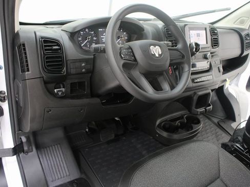 Used 2025 RAM ProMaster 2500 w/ Storage Group image 7