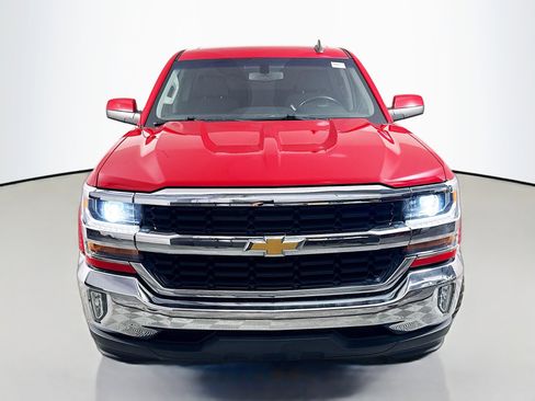 Used 2018 Chevrolet Silverado 1500 LT w/ All Star Edition image 2