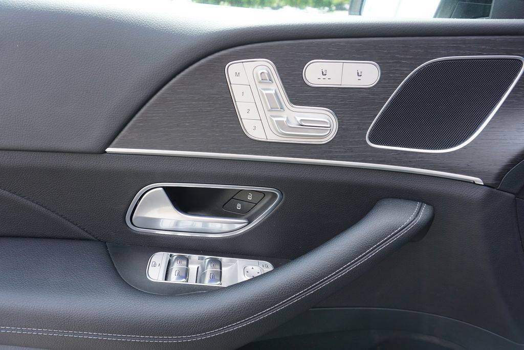 Certified 2025 Mercedes-Benz GLE 350 4MATIC image 10