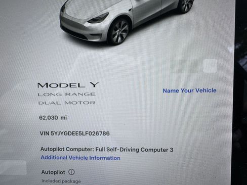 Used 2020 Tesla Model Y Long Range image 17